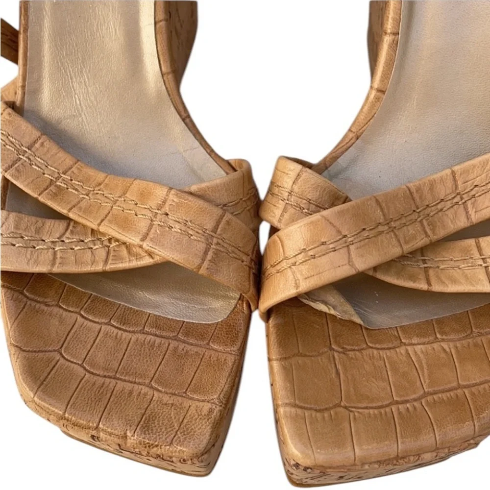 Stuart Weitzman size 10 tan ankle strap platforms cork heel - Picture 3 of 8